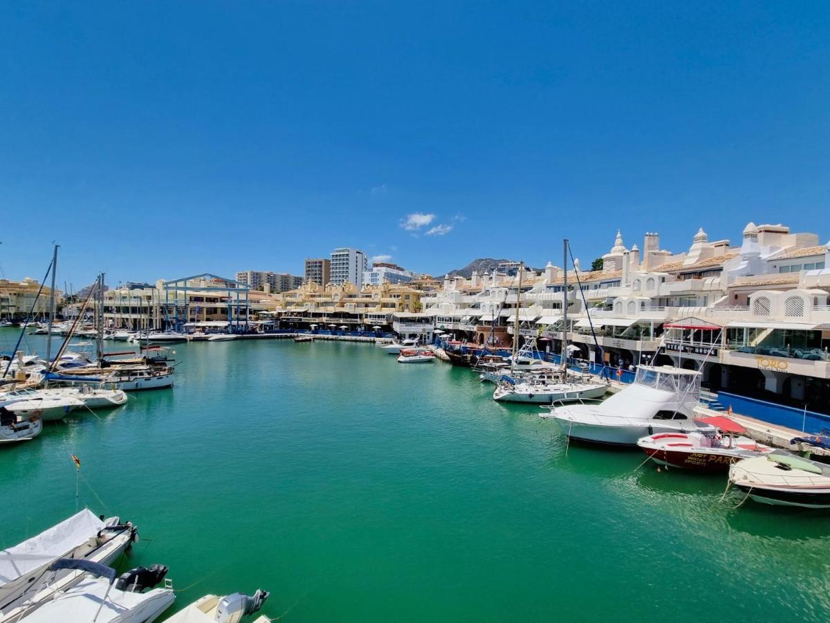 G&G Isla Marina Puerto Apartment เบนัลมาเดนา ภายนอก รูปภาพ
